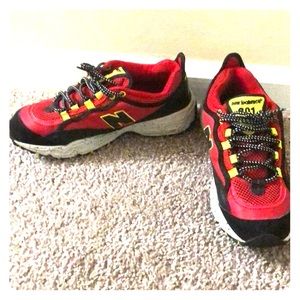 New Balance 801 All Terrain sneakers. Size 9.5